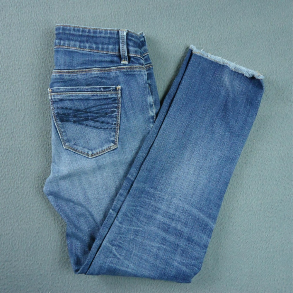 White House Black Market Slim Crop Jeans Womens 0 Blue Denim Frayed Hem Stretch